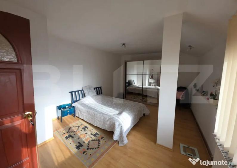 Casă cu 5 camere cu Teren 1900 Mp în Central