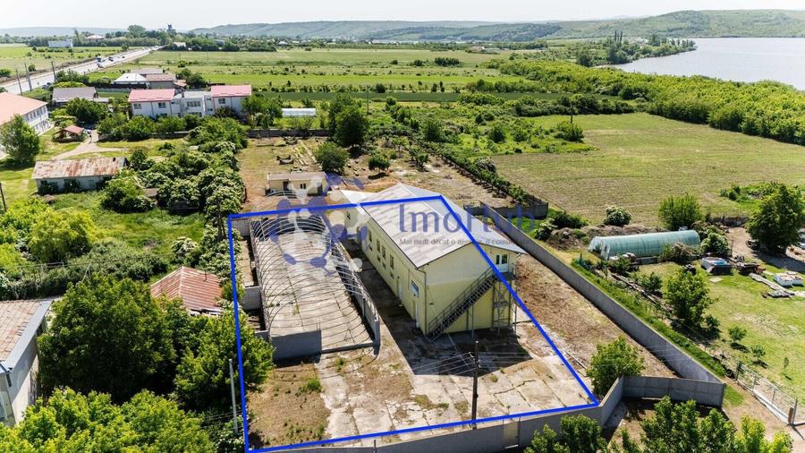 Spațiu industrial, de 500 mp, în Central
