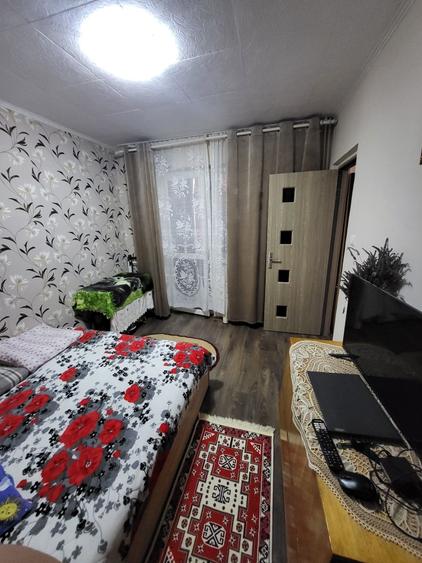 Apartament cu 2 camere semidecomandat în Valenta