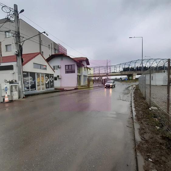Casă cu Teren 370 Mp în Cățelu
