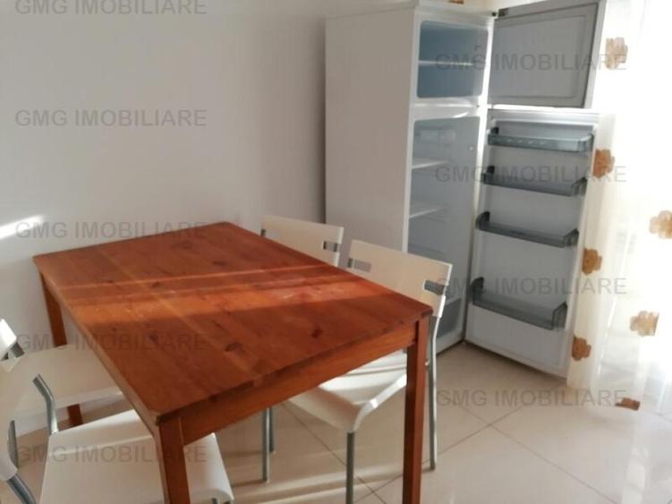 Apartament cu 4 camere decomandat, mobilat în Fundeni