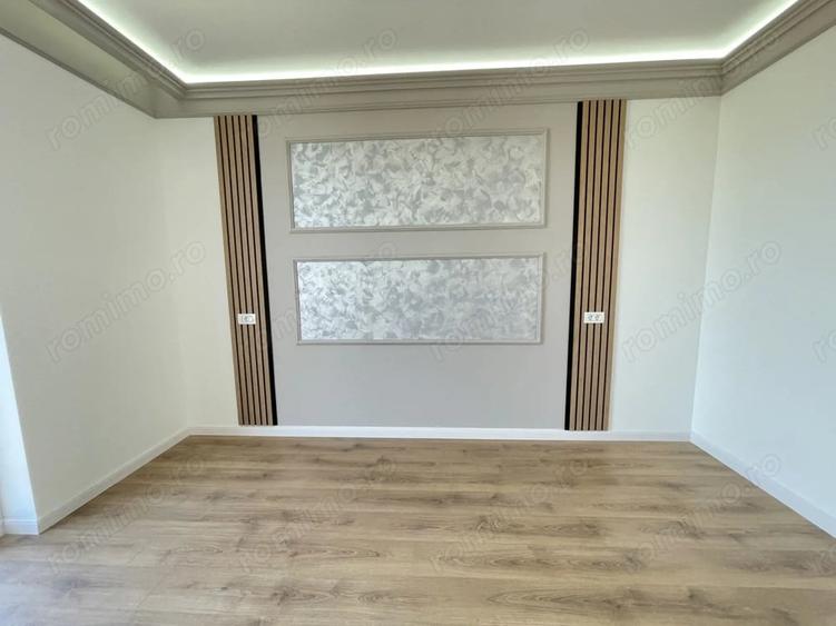 Apartament cu 3 camere decomandat în Torontalului