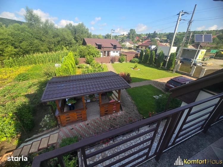 Casă cu 4 camere în Luncani