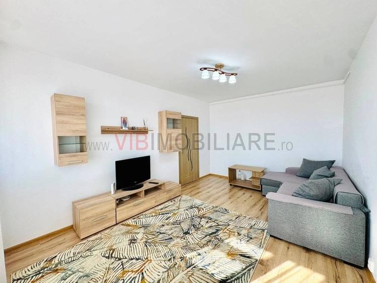 Apartament cu 2 camere semidecomandat în Grivița