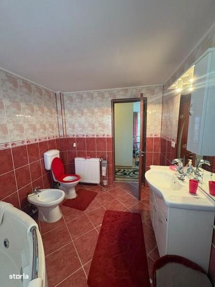 Casă cu 4 camere în Mocira