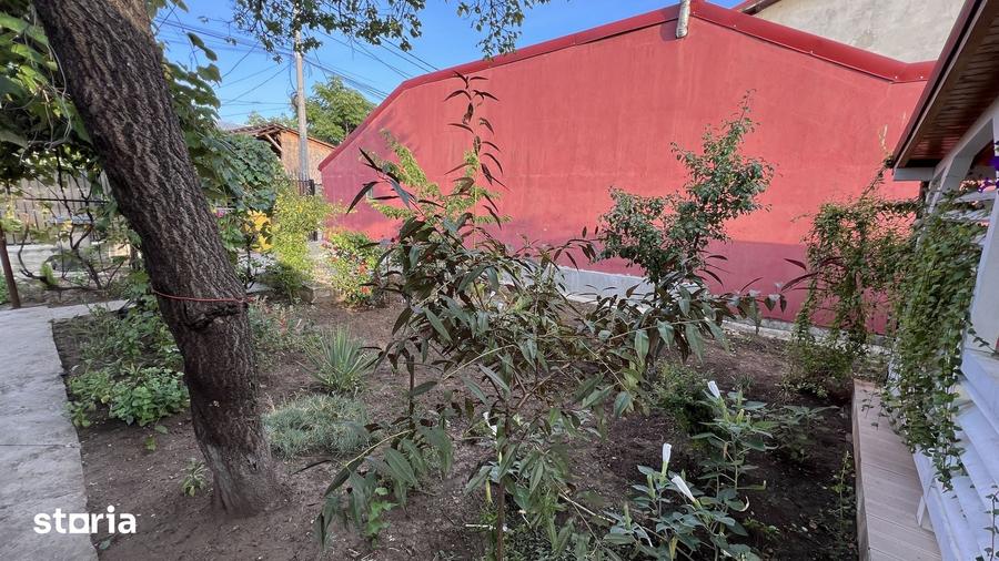 Casă cu 3 camere cu Teren 386 Mp în Alexandriei