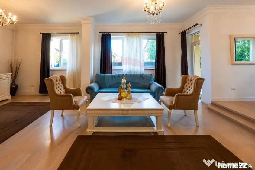 Casă cu 7 camere cu Teren 868 Mp în Trivale