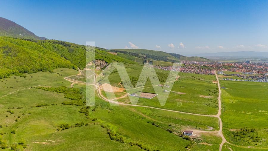 Teren agricol extravilan de 1500 mp, în Codlea