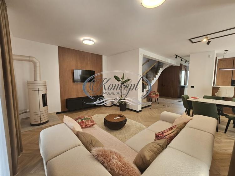 Duplex cu 4 camere cu Canalizare în Gilău