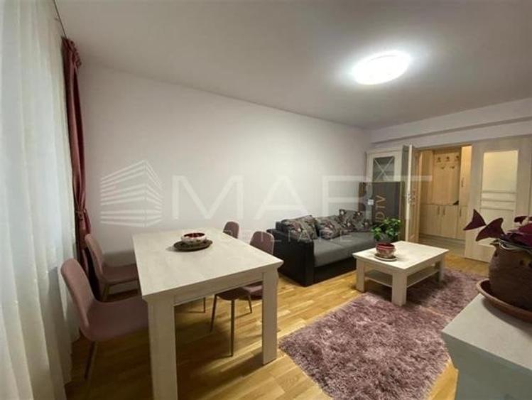 Apartament cu 4 camere în Mihai Viteazul