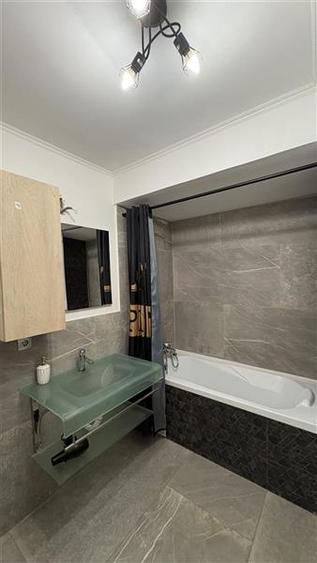 Apartament cu 2 camere circular, mobilat în Dâmbul Rotund