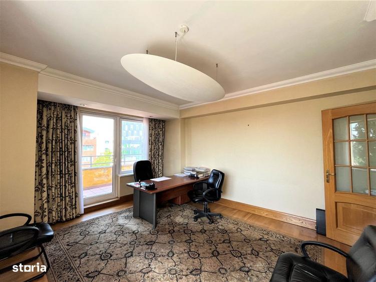 Apartament cu 3 camere decomandat în Aviatorilor
