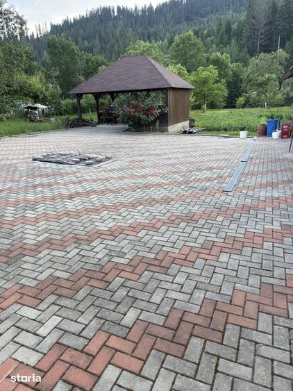 Casă cu 5 camere cu Teren 1150 Mp în Central