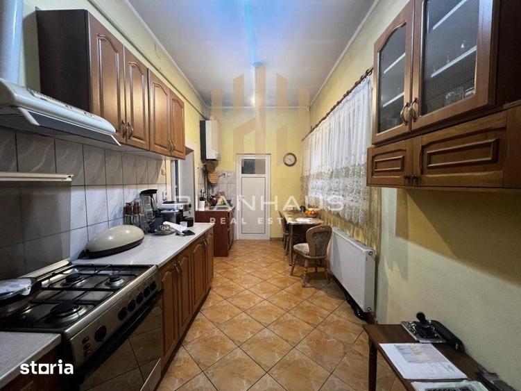 Casă cu 3 camere cu Teren 216 Mp în Săsar