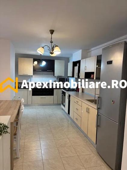Apartament cu 2 camere semidecomandat, mobilat în Colentina