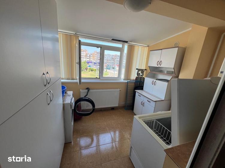 Apartament cu 2 camere în Micro 14