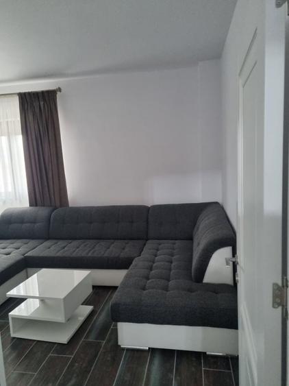 Apartament cu 3 camere decomandat în Bogdănești