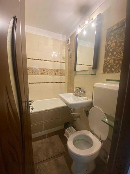 Apartament cu 2 camere semidecomandat în Exterior Vest