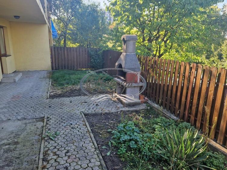 Casă cu 5 camere cu Canalizare în Andrei Mureșanu