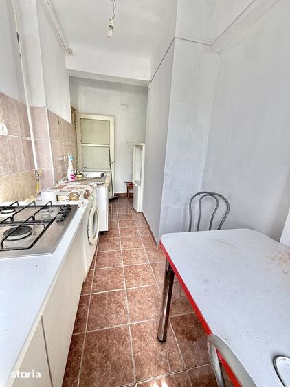 Apartament cu 2 camere decomandat în Semicentral