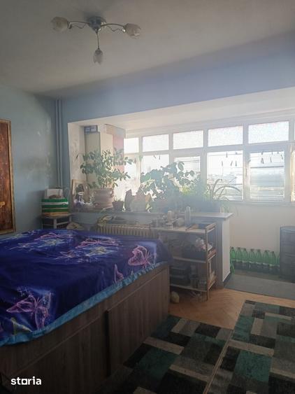 Apartament cu 3 camere în 1 Mai