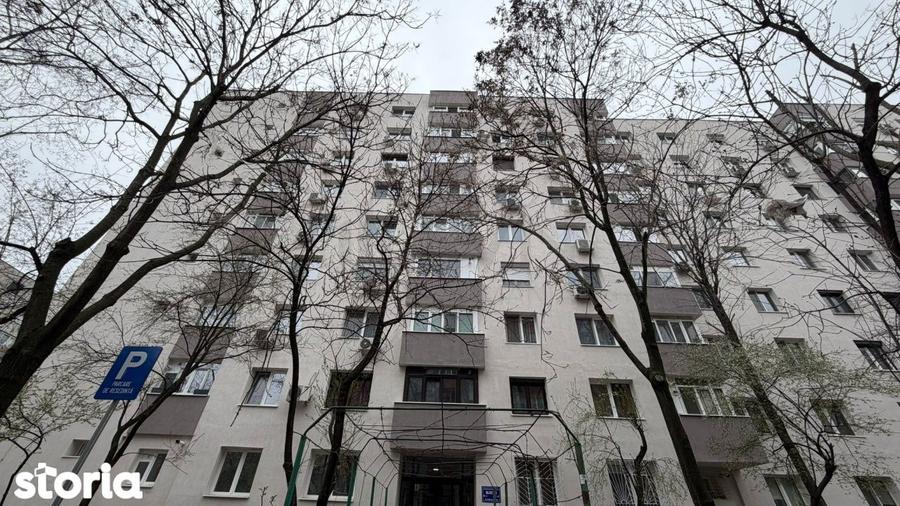Apartament cu 2 camere decomandat în Crângași