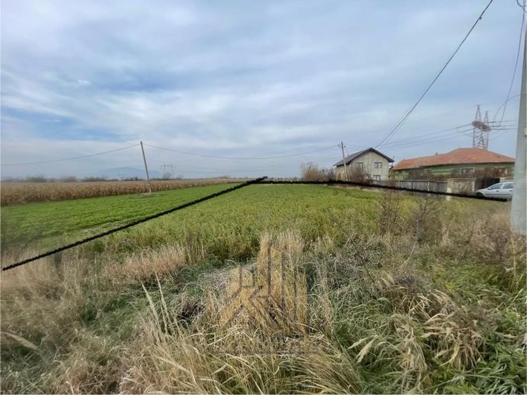 Teren Construcții intravilan de 3500 mp, în Stupini