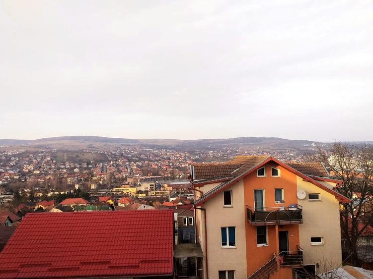 Închiriez garsonieră spațioasă aproape de centru  - 6