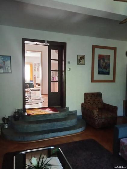 Casă cu 6 camere cu Teren 749 Mp în Elisabetin