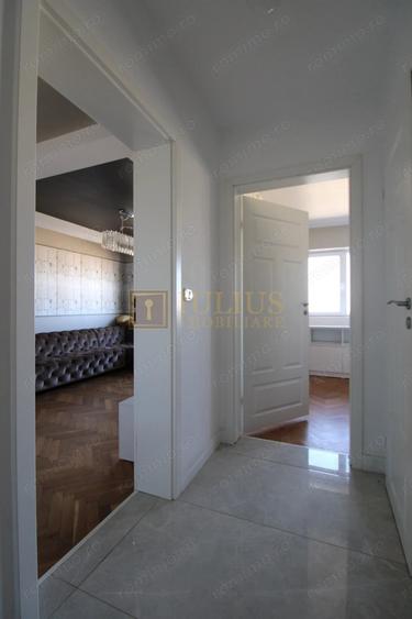 Apartament cu 3 camere semidecomandat, mobilat în Semicentral