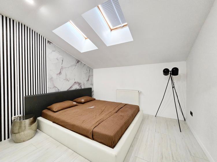 Casă cu 4 camere cu Teren 221 Mp în Grădiște