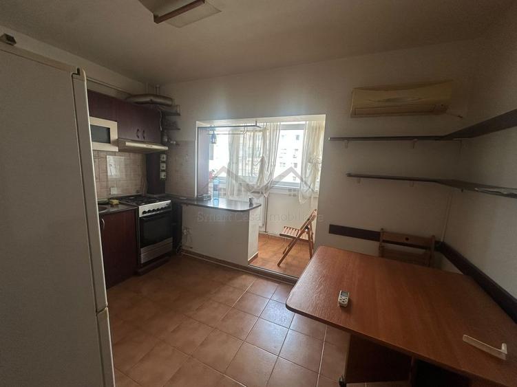 Garsonieră decomandată în Zimbru