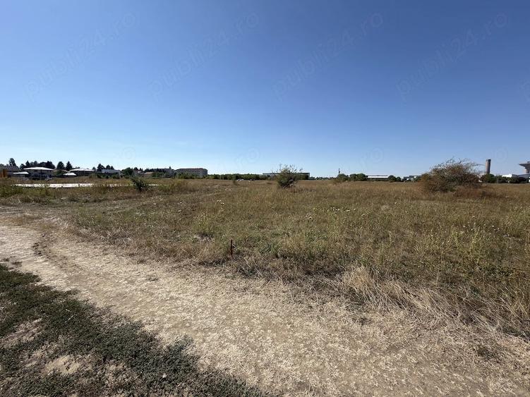 Teren de 663 mp, în Central