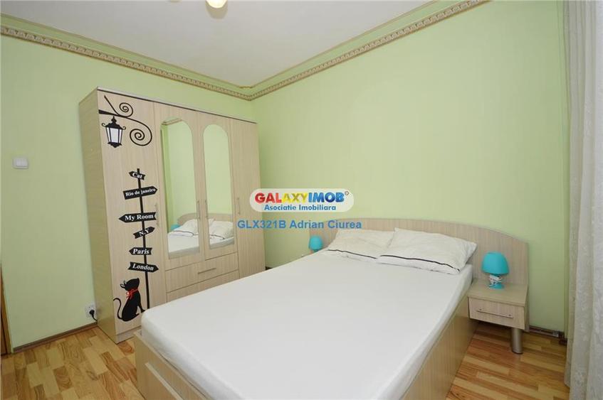 Apartament cu 3 camere decomandat, mobilat în Nerva Traian
