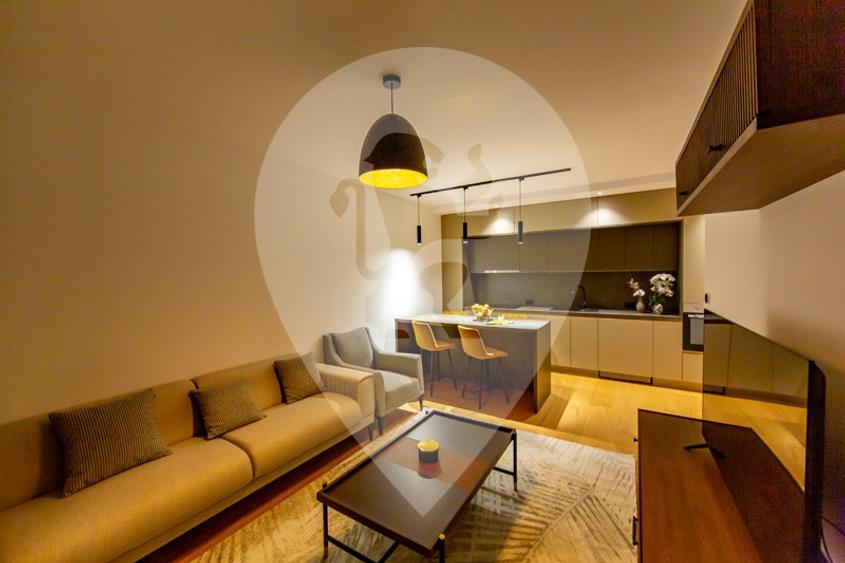 Apartament cu 3 camere decomandat, mobilat în Centrul Istoric