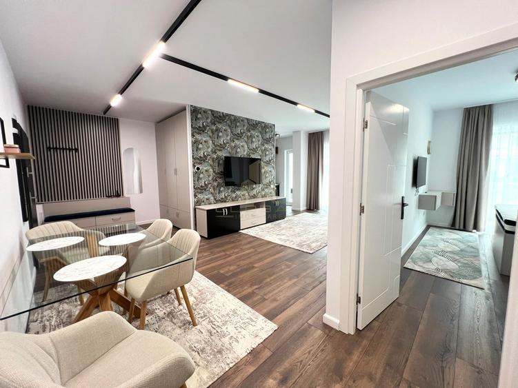 Apartament cu 2 camere semidecomandat, mobilat în Iris