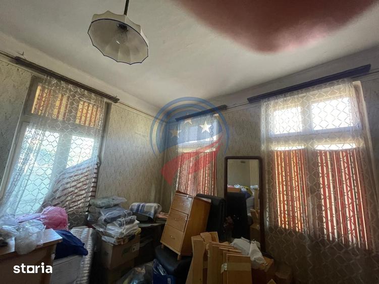 Casă cu 3 camere cu Teren 187 Mp în Central