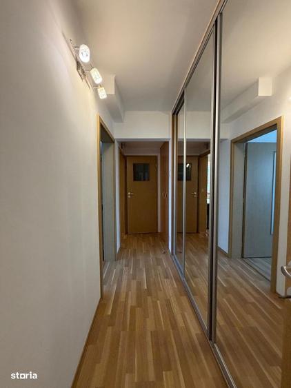 Apartament cu 3 camere semidecomandat, mobilat în Iancului
