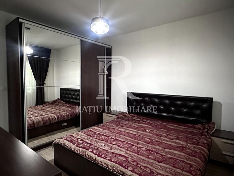 Apartament cu 3 camere decomandat, mobilat în Ultracentral