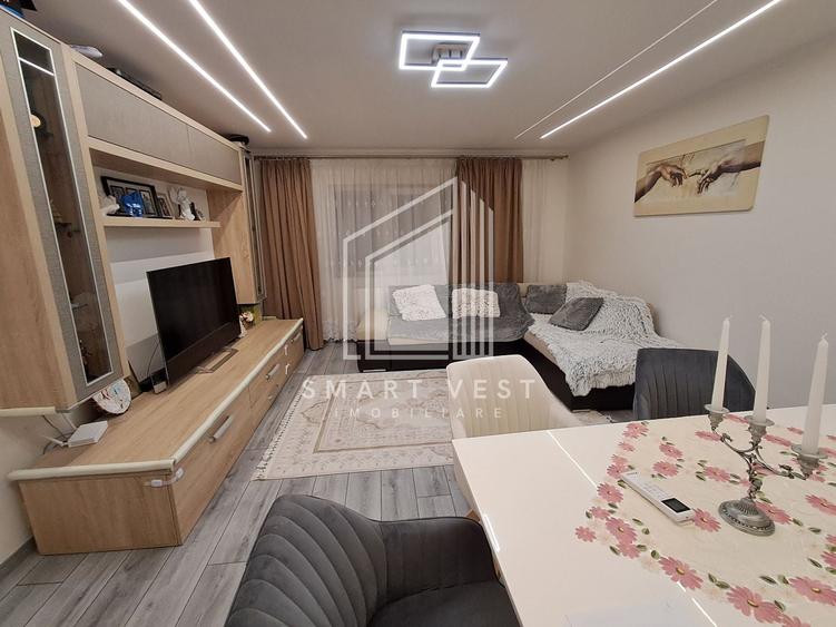 Apartament cu 4 camere decomandat, mobilat în Micro 17