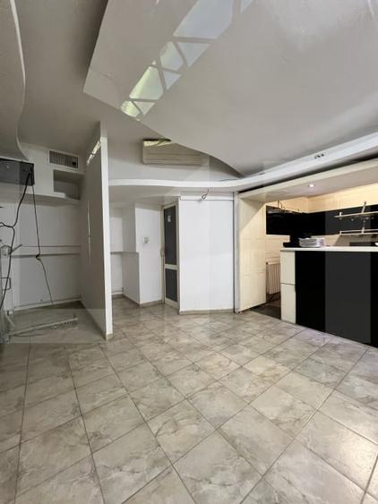 Spațiu comercial, de 259.79998779297 mp, în Simion Bărnuțiu