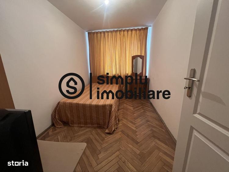 Apartament cu 4 camere decomandat în Valea Rosie