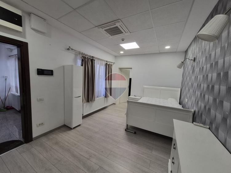 Apartament cu 2 camere semidecomandat, mobilat în Apărătorii Patriei