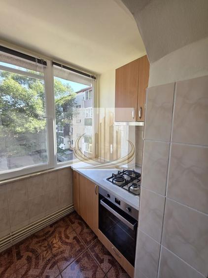 Apartament cu 2 camere decomandat, mobilat în Lipovei