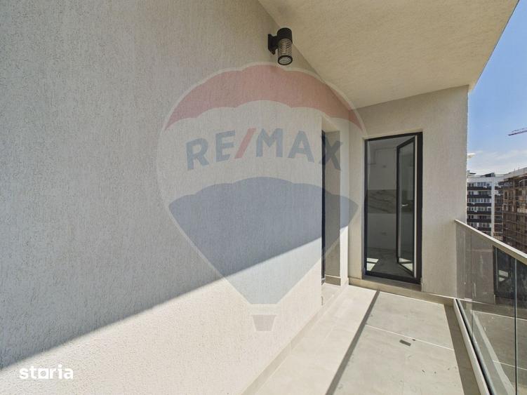 Apartament cu 2 camere decomandat în Central — fotografia 1