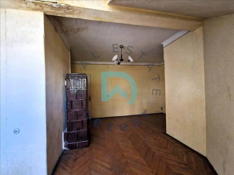 Apartament cu 4 camere decomandat în Brașovul Vechi
