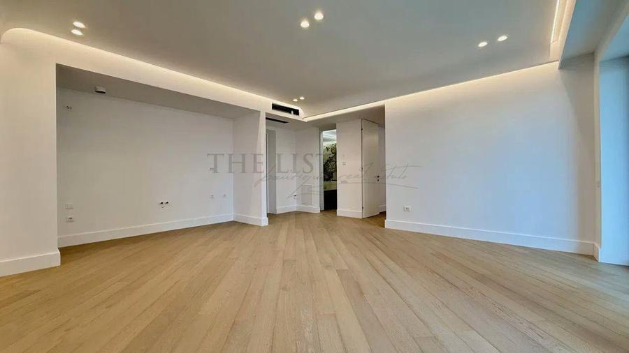 Apartament cu 2 camere semidecomandat în Iancu Nicolae