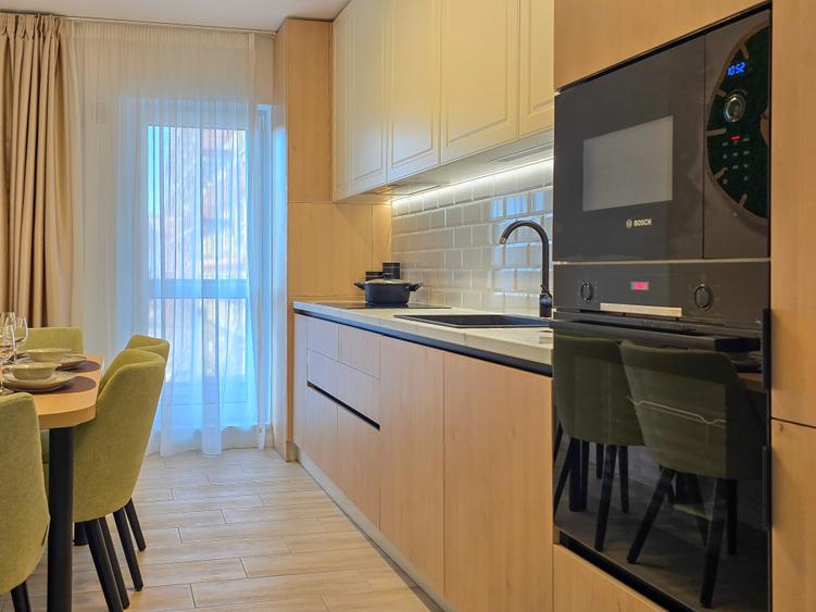 Apartament cu 3 camere decomandat în Galata