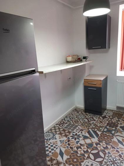 Apartament cu 2 camere semidecomandat în Olimpia-Stadion