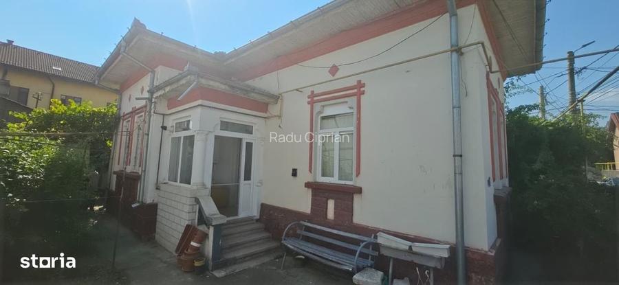 Casa Zona Centrala Langa Colegiul Mihai Eminescu Bacau